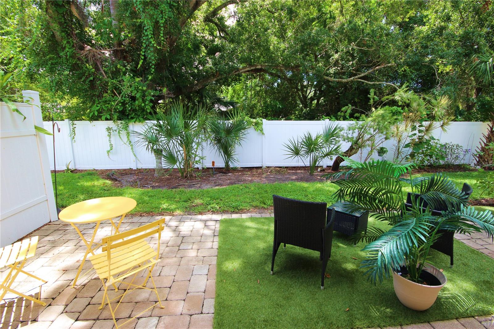 4805 Rilma Ave #106 Property Photo 27