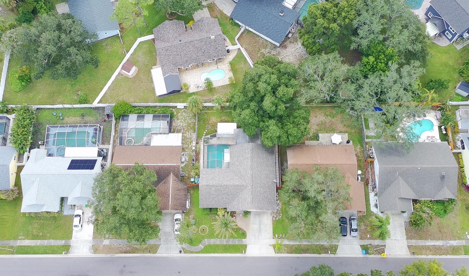 1418 Stonehenge Way Property Photo 3