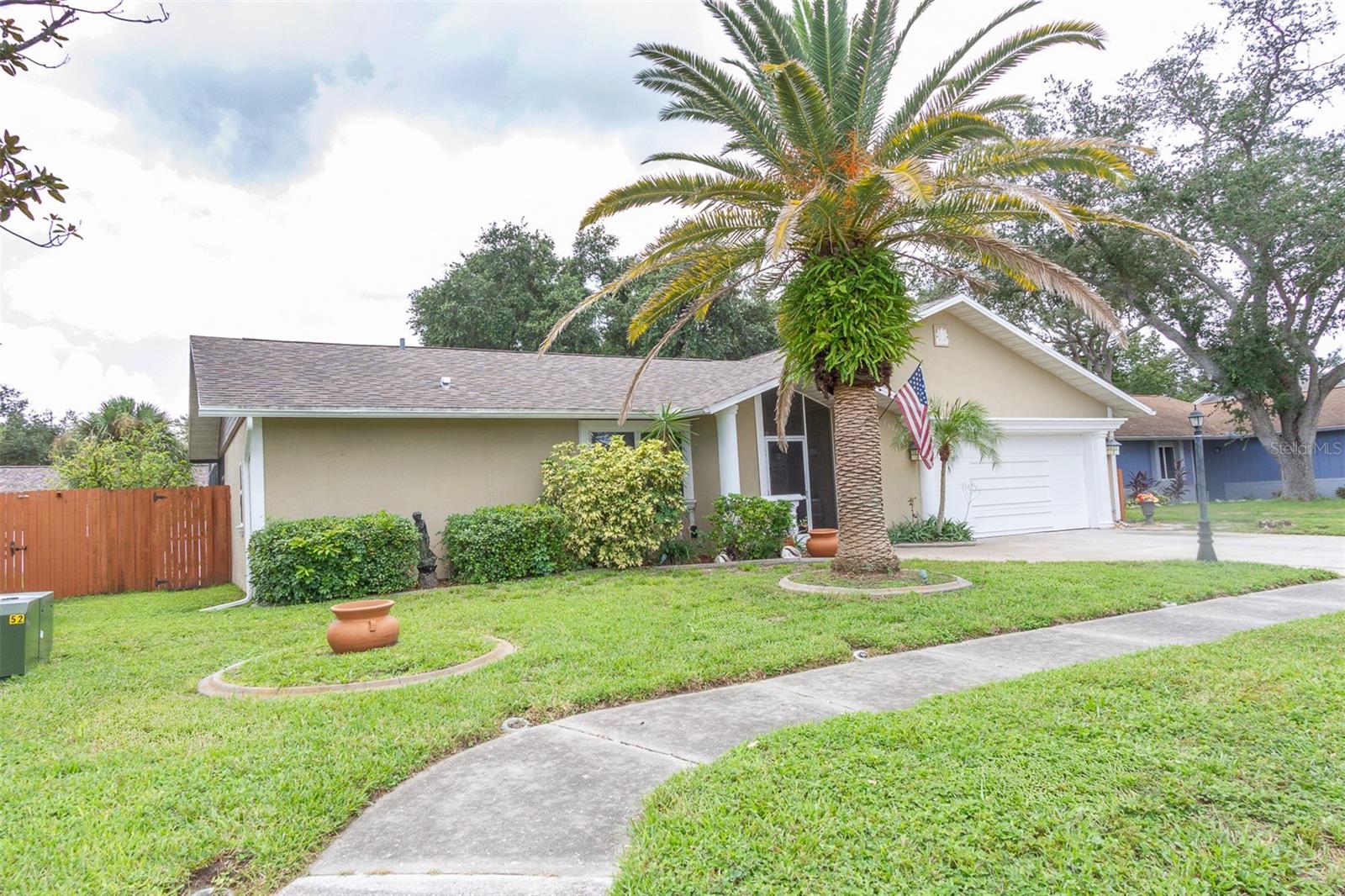 1418 Stonehenge Way Property Photo 6