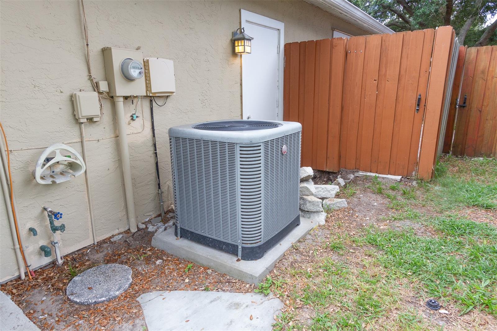 1418 Stonehenge Way Property Photo 10