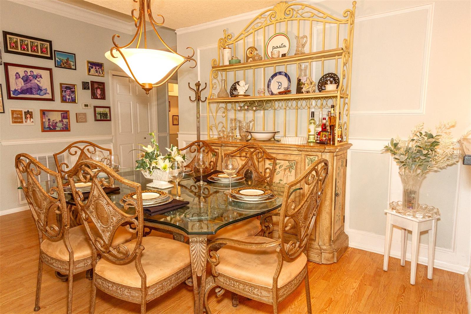 1418 Stonehenge Way Property Photo 18