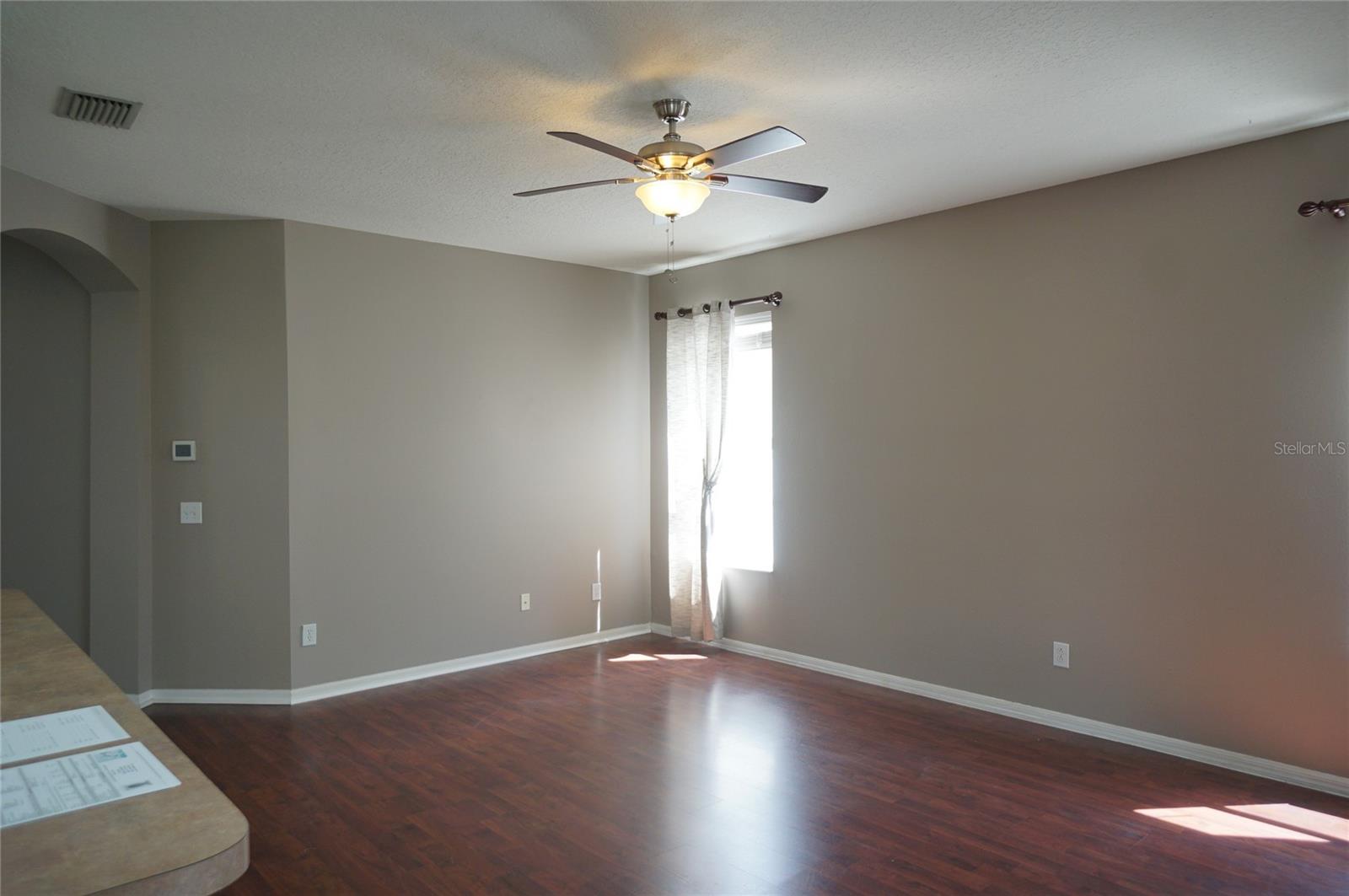 8718 Sandy Plains Dr Property Photo 19