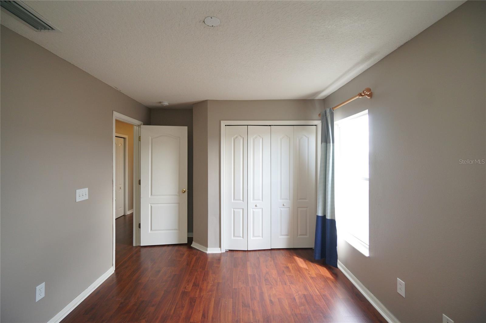8718 Sandy Plains Dr Property Photo 25