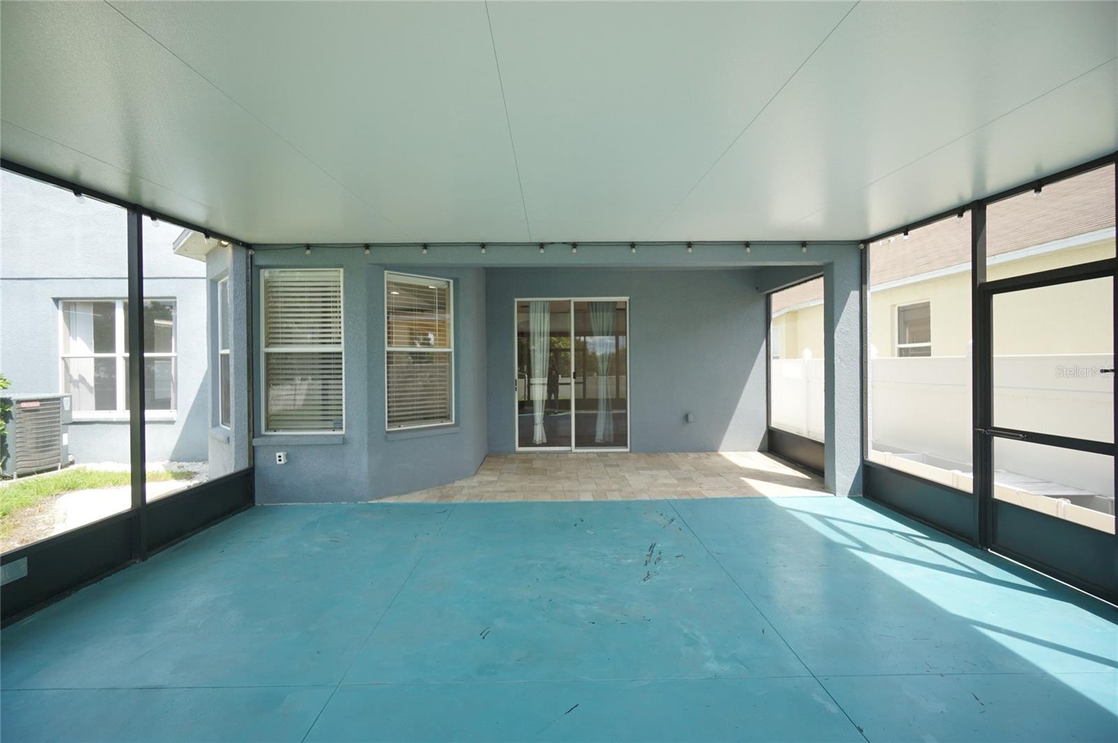 8718 Sandy Plains Dr Property Photo 35