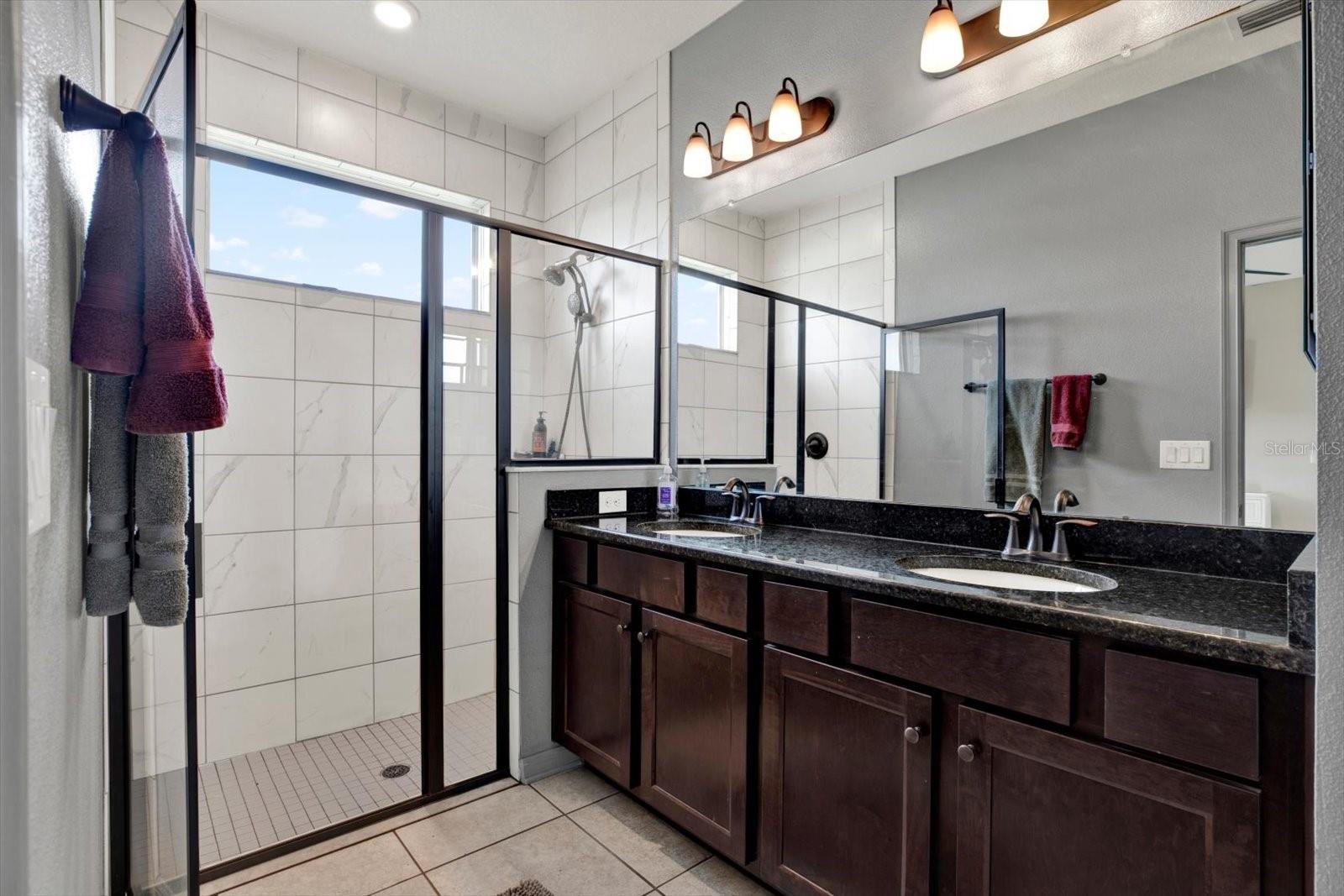 1109 Old Windsor Way Property Photo 14