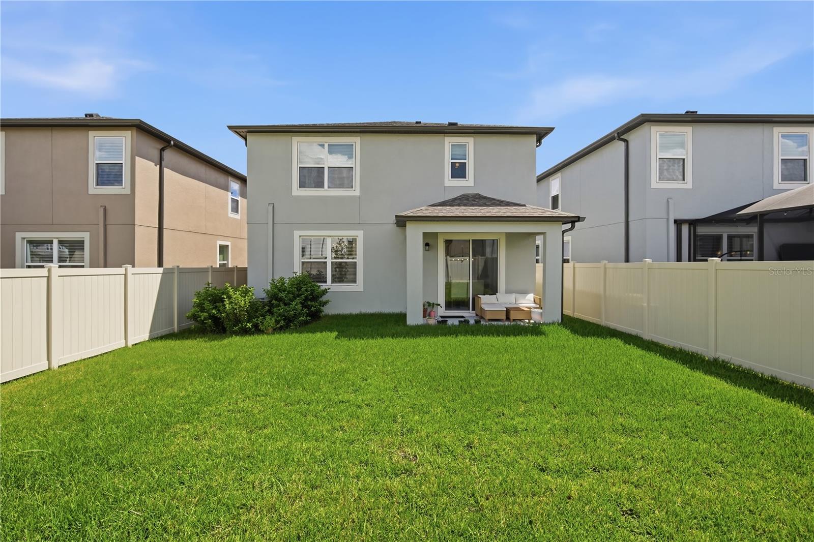 2633 Sunny Pebble Loop Property Photo 22