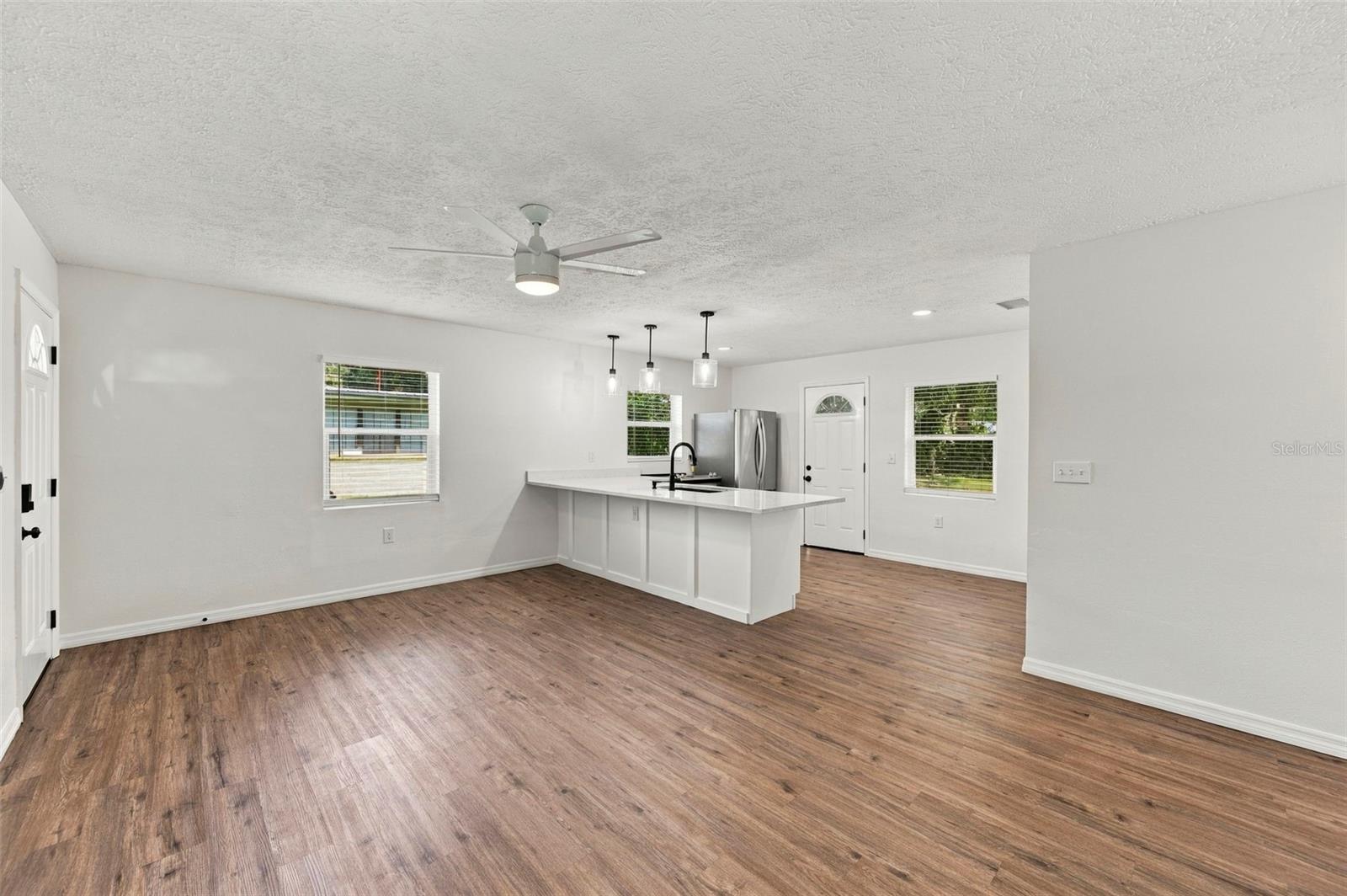 110 S Forest St Property Photo 7