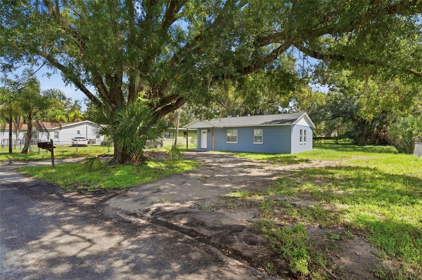 110 S Forest St Property Photo 20