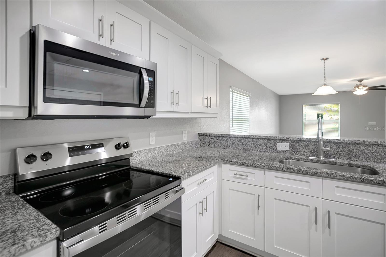 1209 E Ohio St Property Photo 16