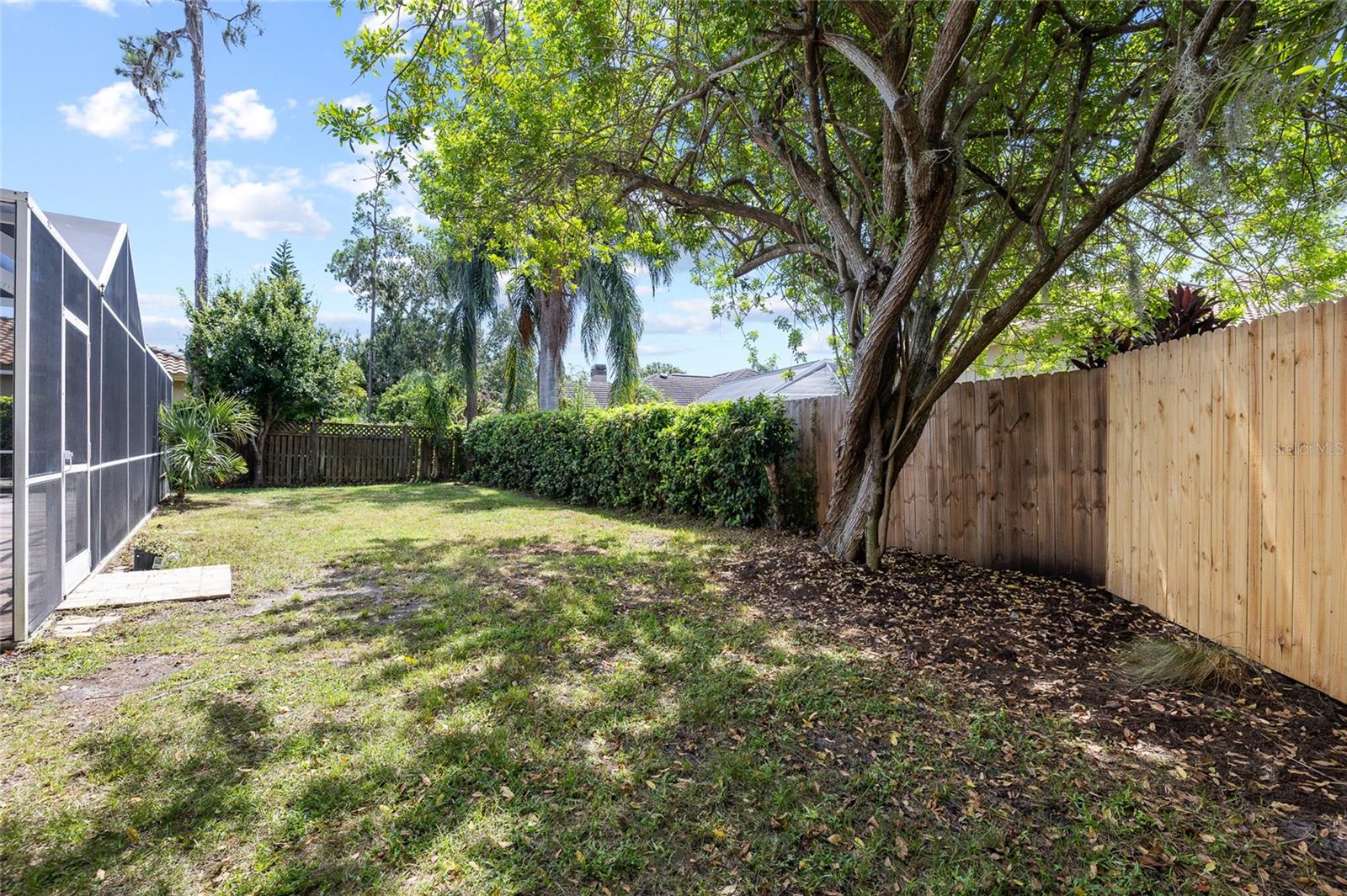 1384 Forestedge Blvd Property Photo 51
