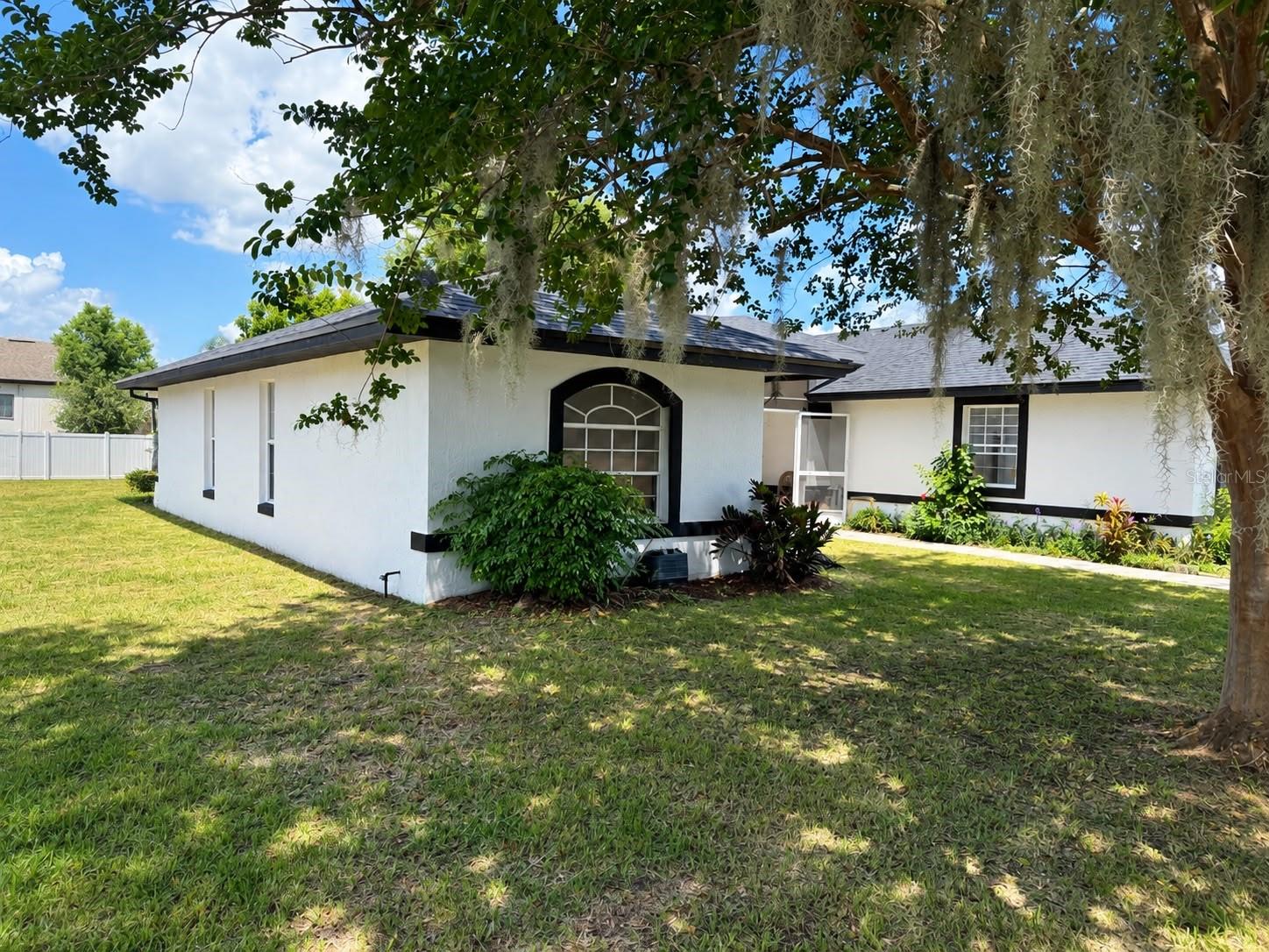4629 Palmetto Dr Property Photo 3