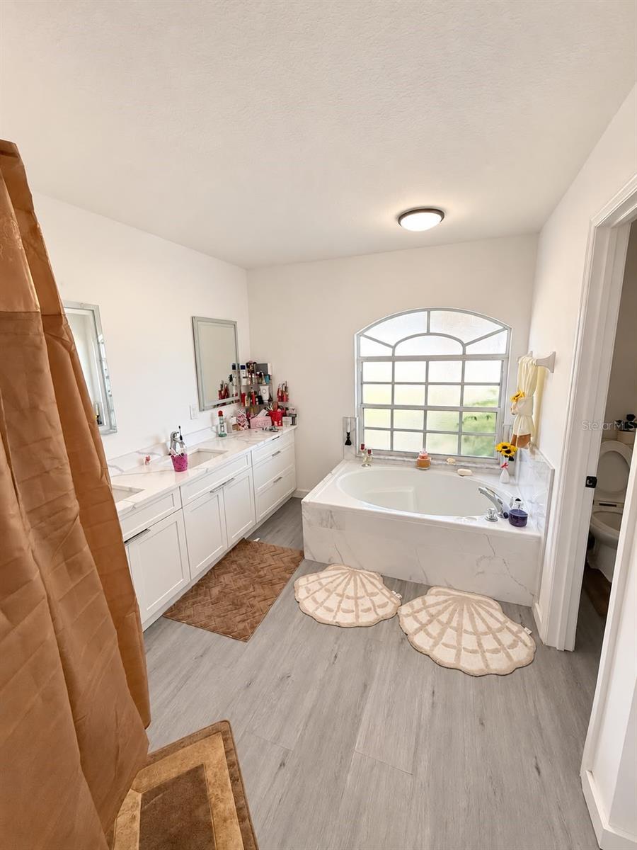 4629 Palmetto Dr Property Photo 14
