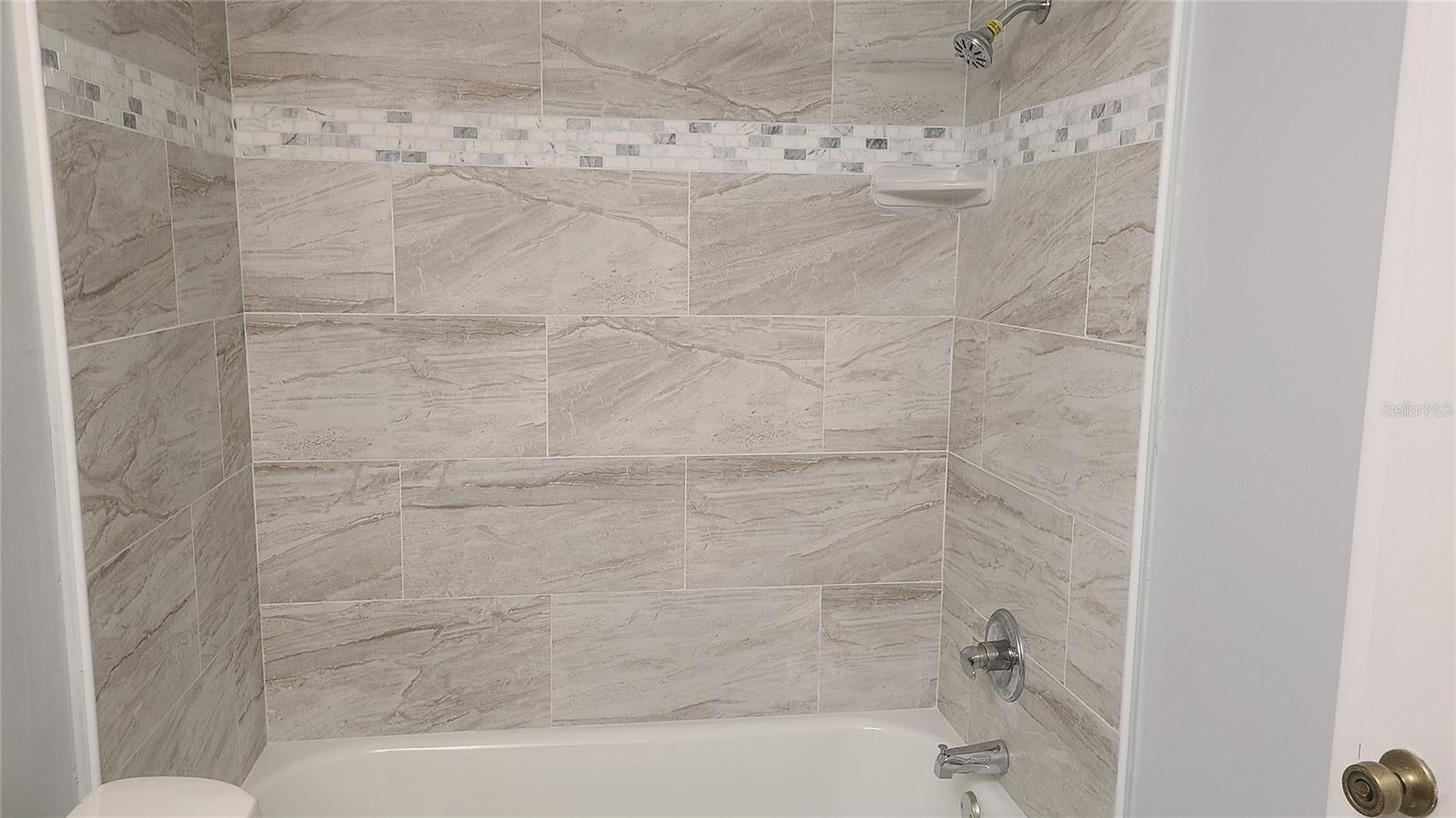 4411 Shady Terrace Ln #214 Property Photo 6