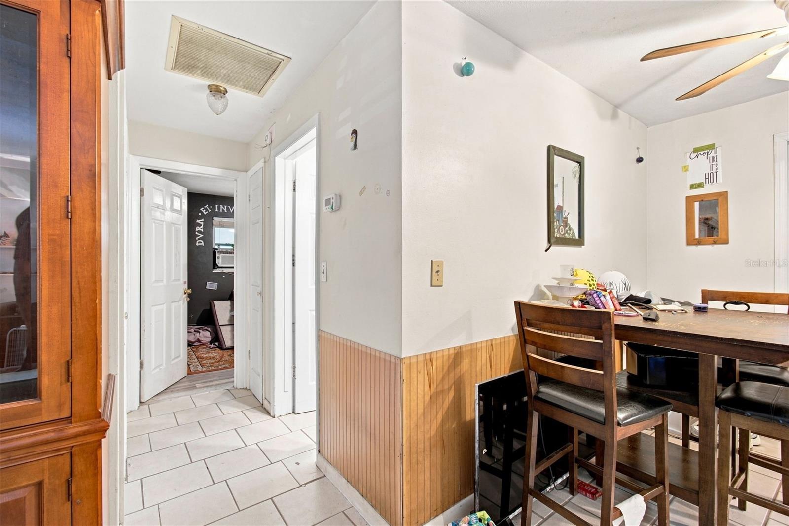 16 S Harrison St Property Photo 6