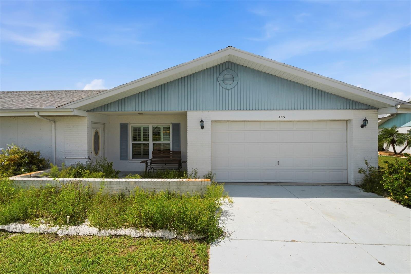 309 Green Manor Dr Property Photo 1