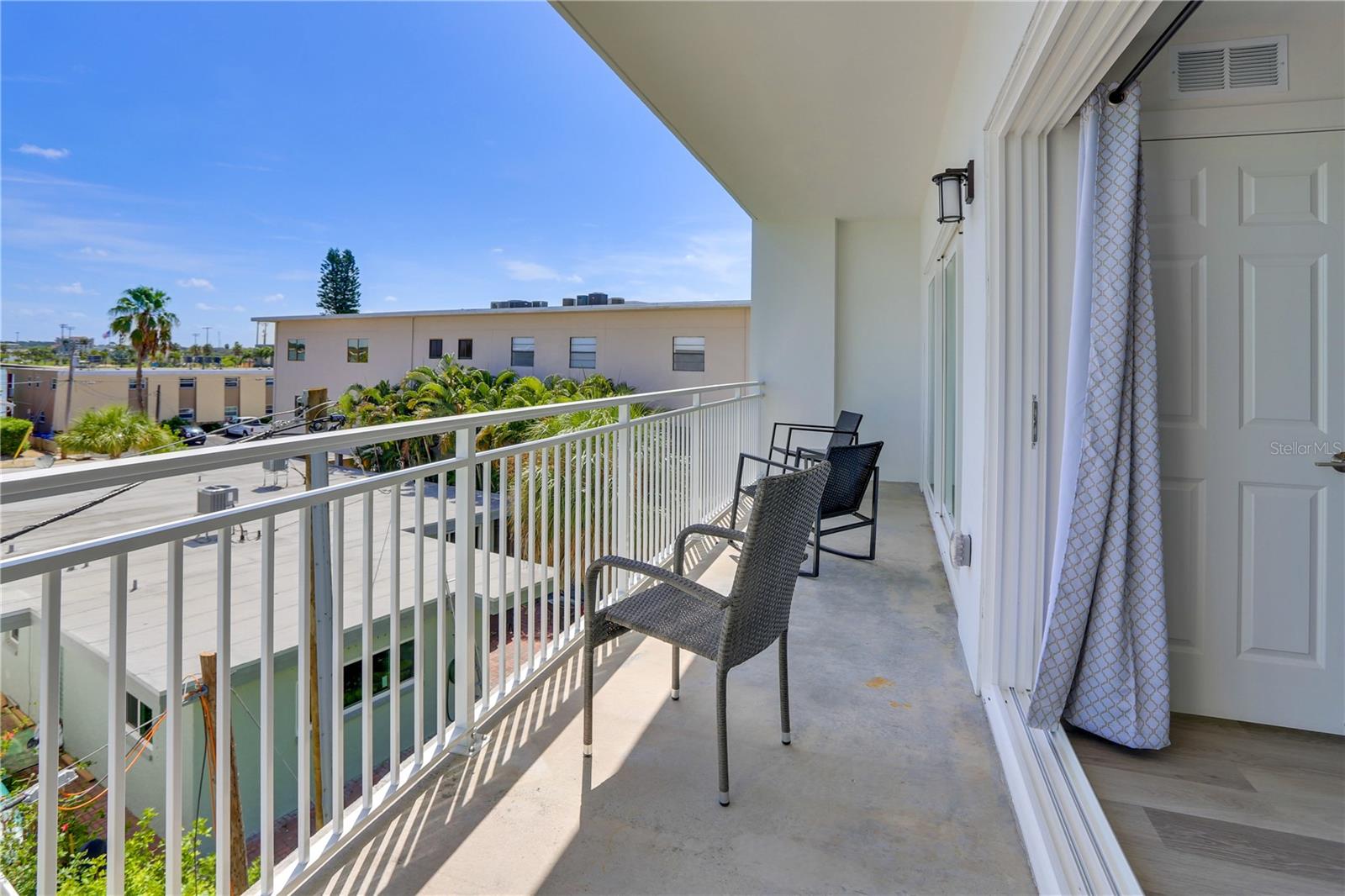 15305 1st St E #305 Property Photo 11