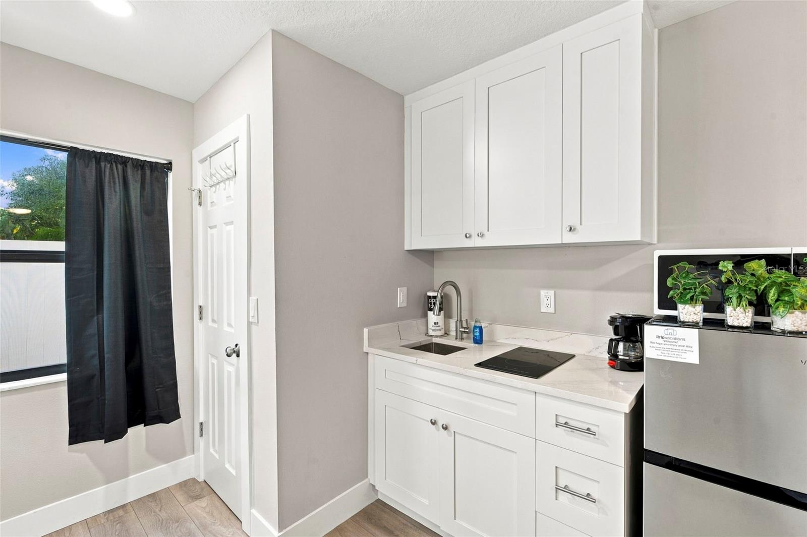 16333 Gulf Blvd #114 Property Photo 10