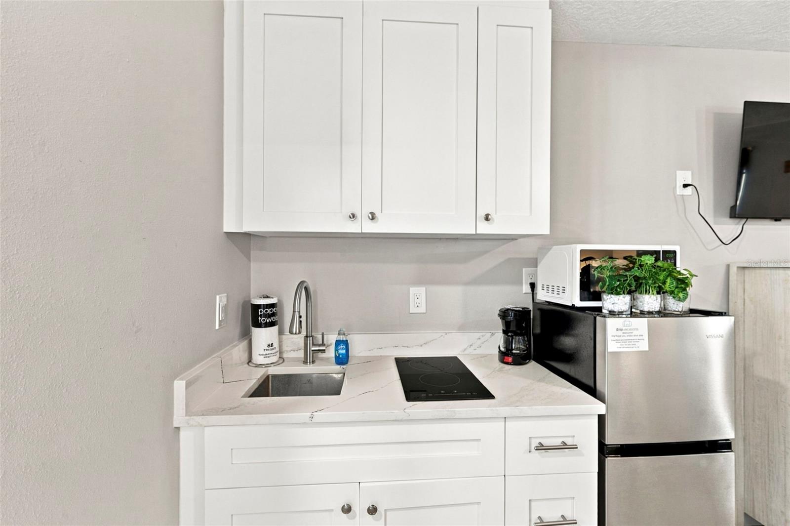 16333 Gulf Blvd #114 Property Photo 11