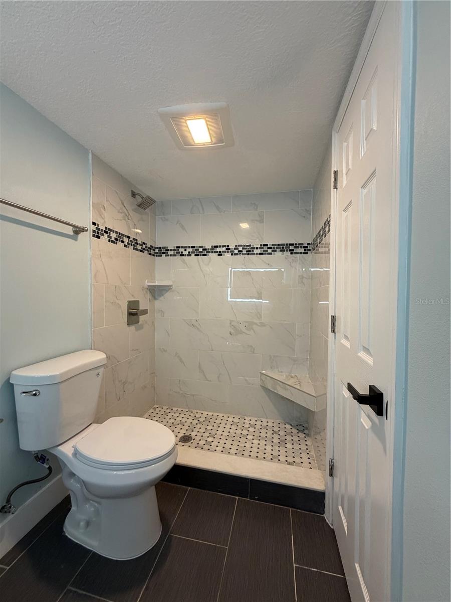 230 Medallion Blvd #c Property Photo 16