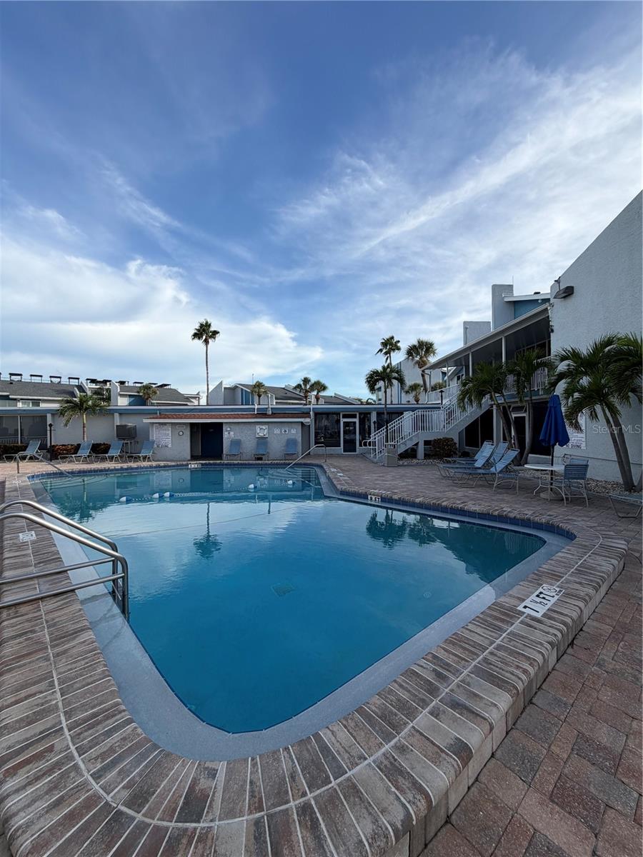 230 Medallion Blvd #c Property Photo 26
