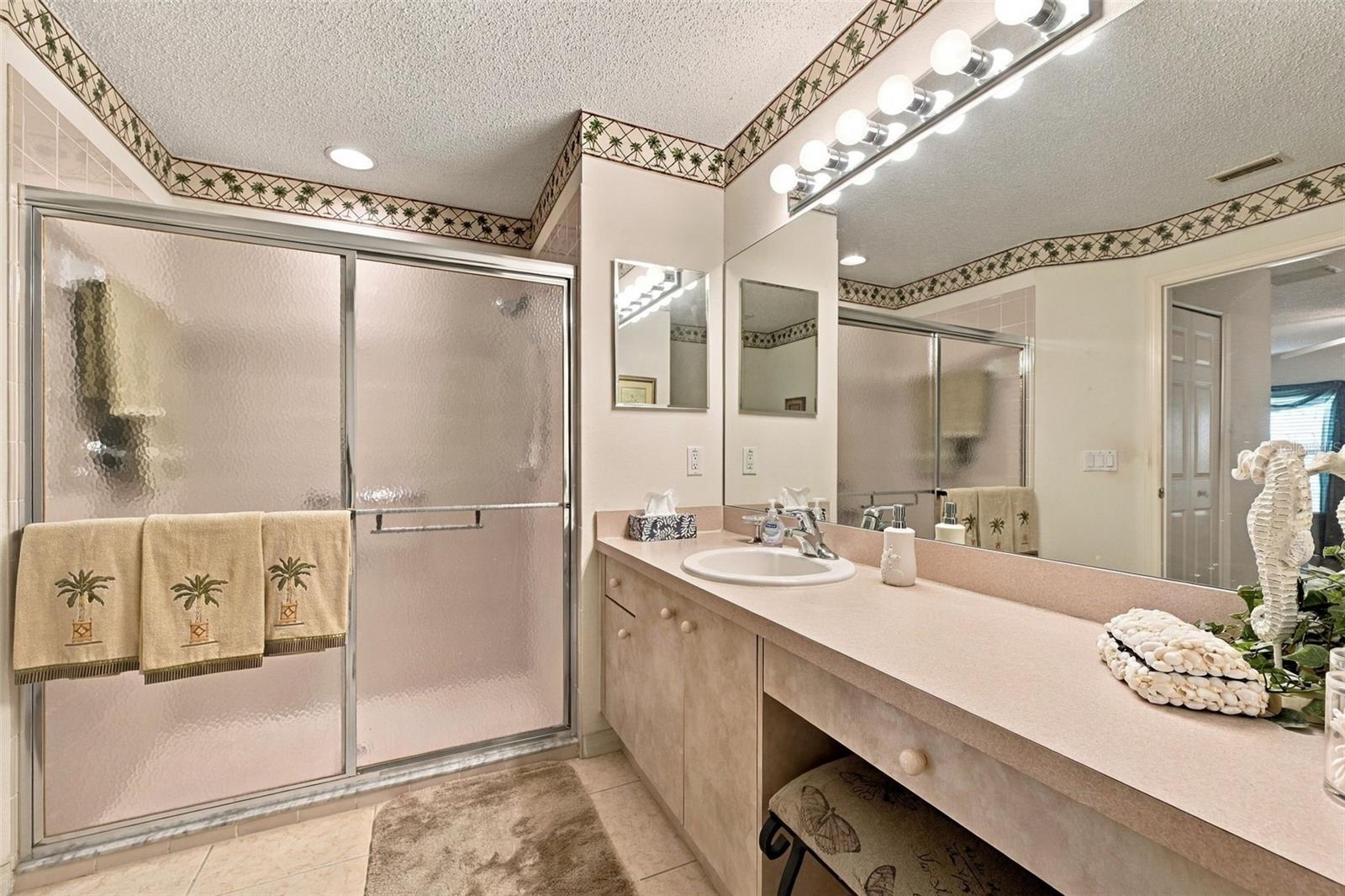 1202 Wolford Dr Property Photo 19