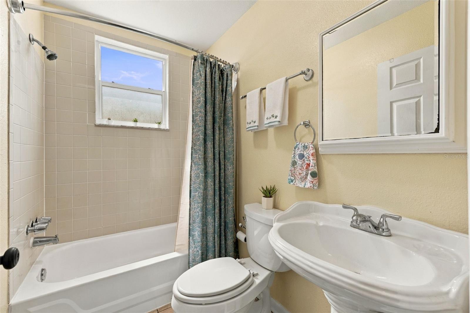 5916 N Tampa St Property Photo 15