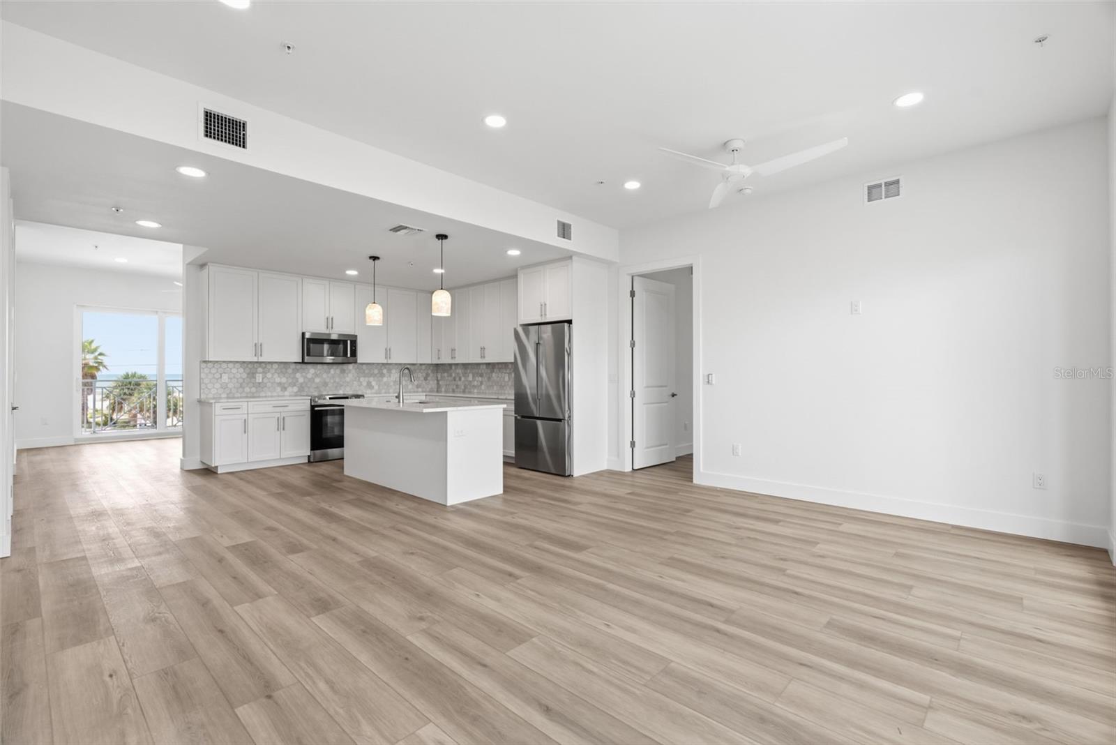 13655 Gulf Blvd #201 Property Photo 15