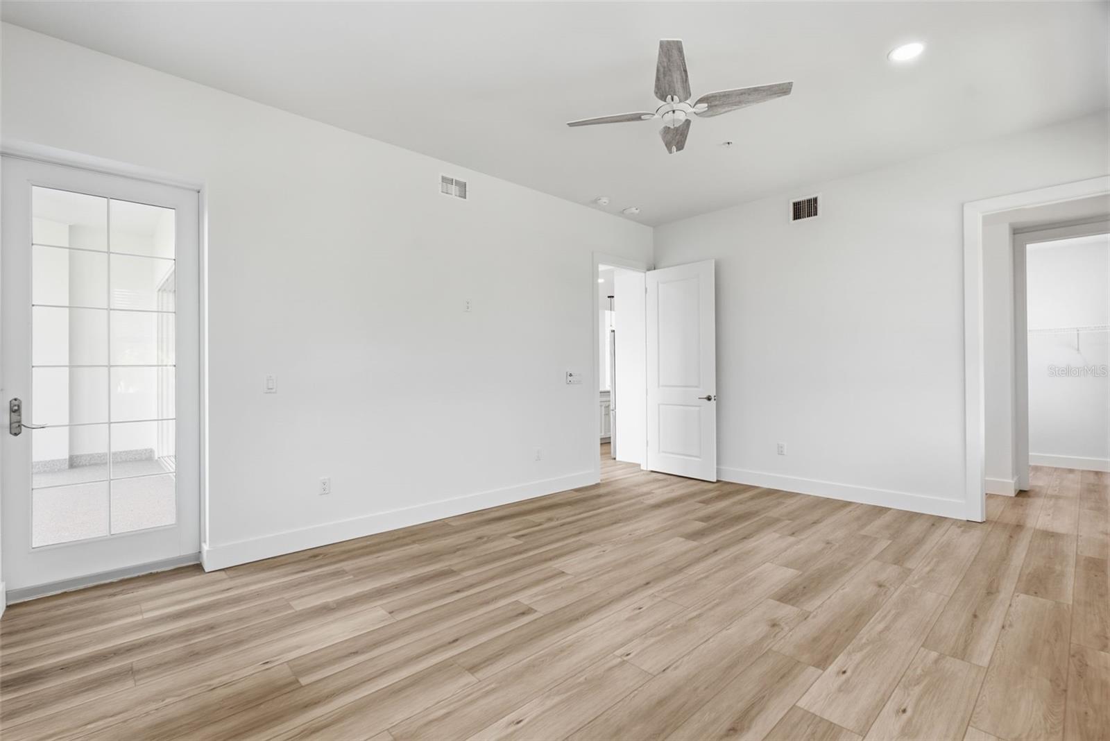 13655 Gulf Blvd #201 Property Photo 23