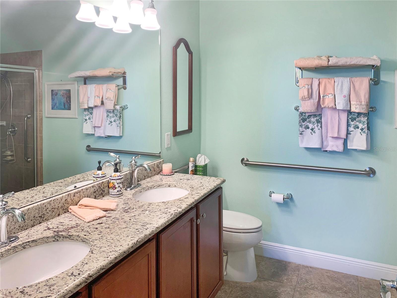 5472 Sunset Falls Dr Property Photo 8