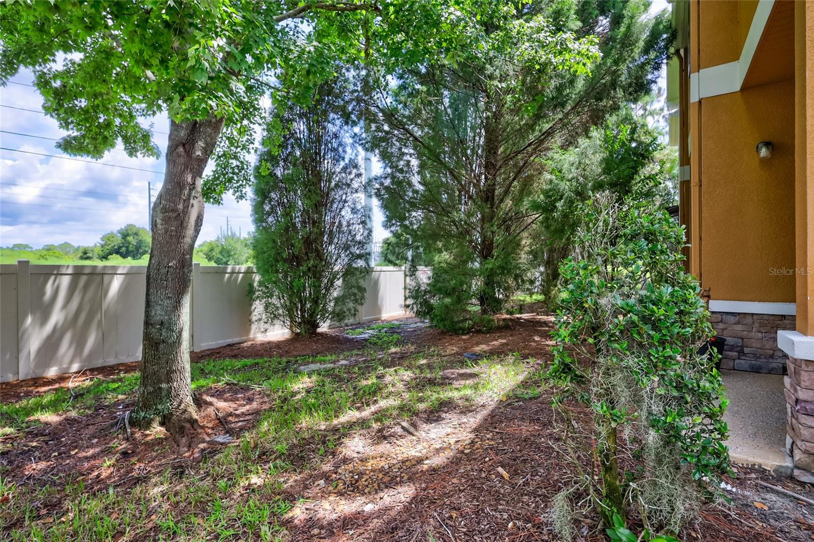 5513 Kinglethill Dr Property Photo 5