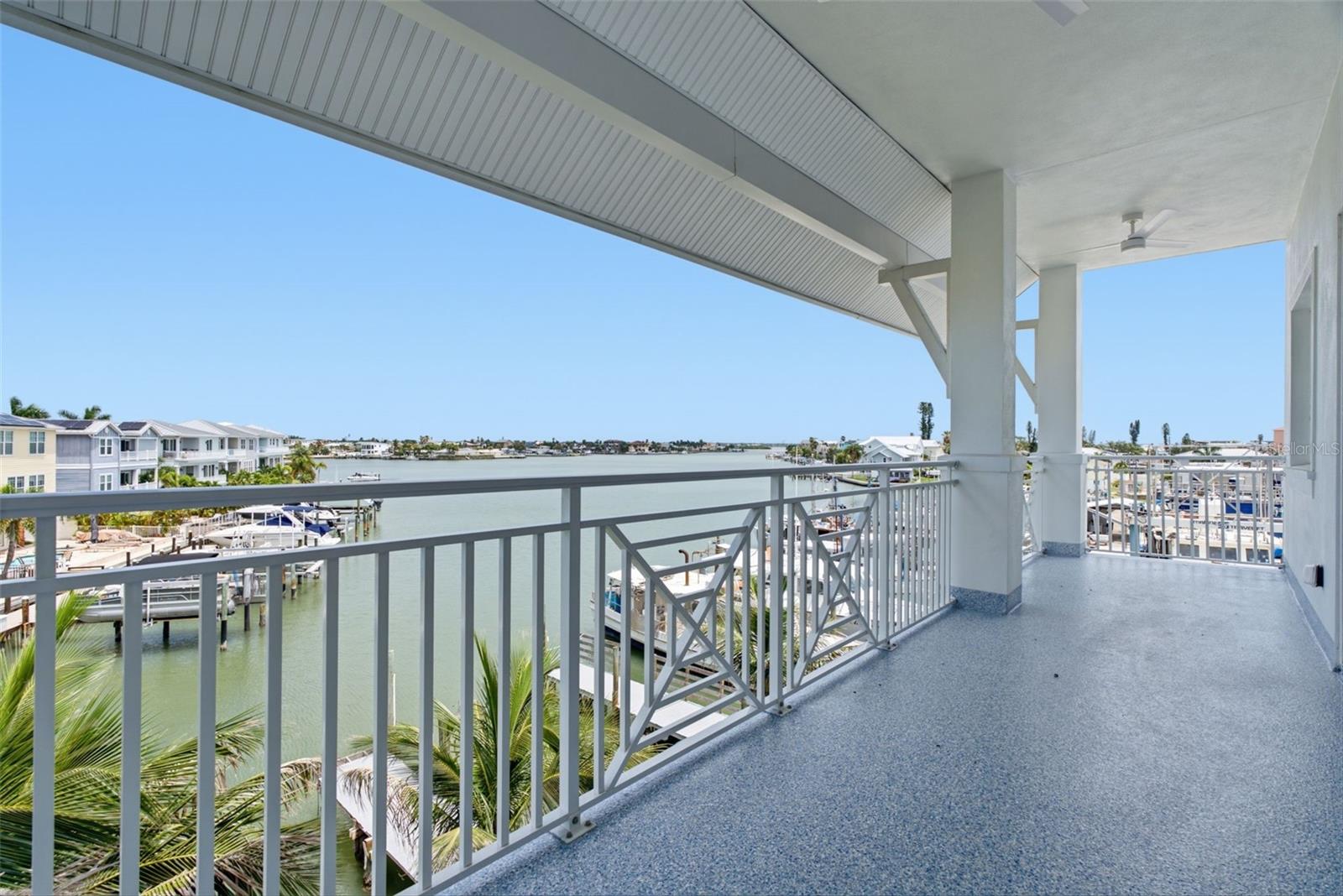 13655 Gulf Blvd #302 Property Photo 16