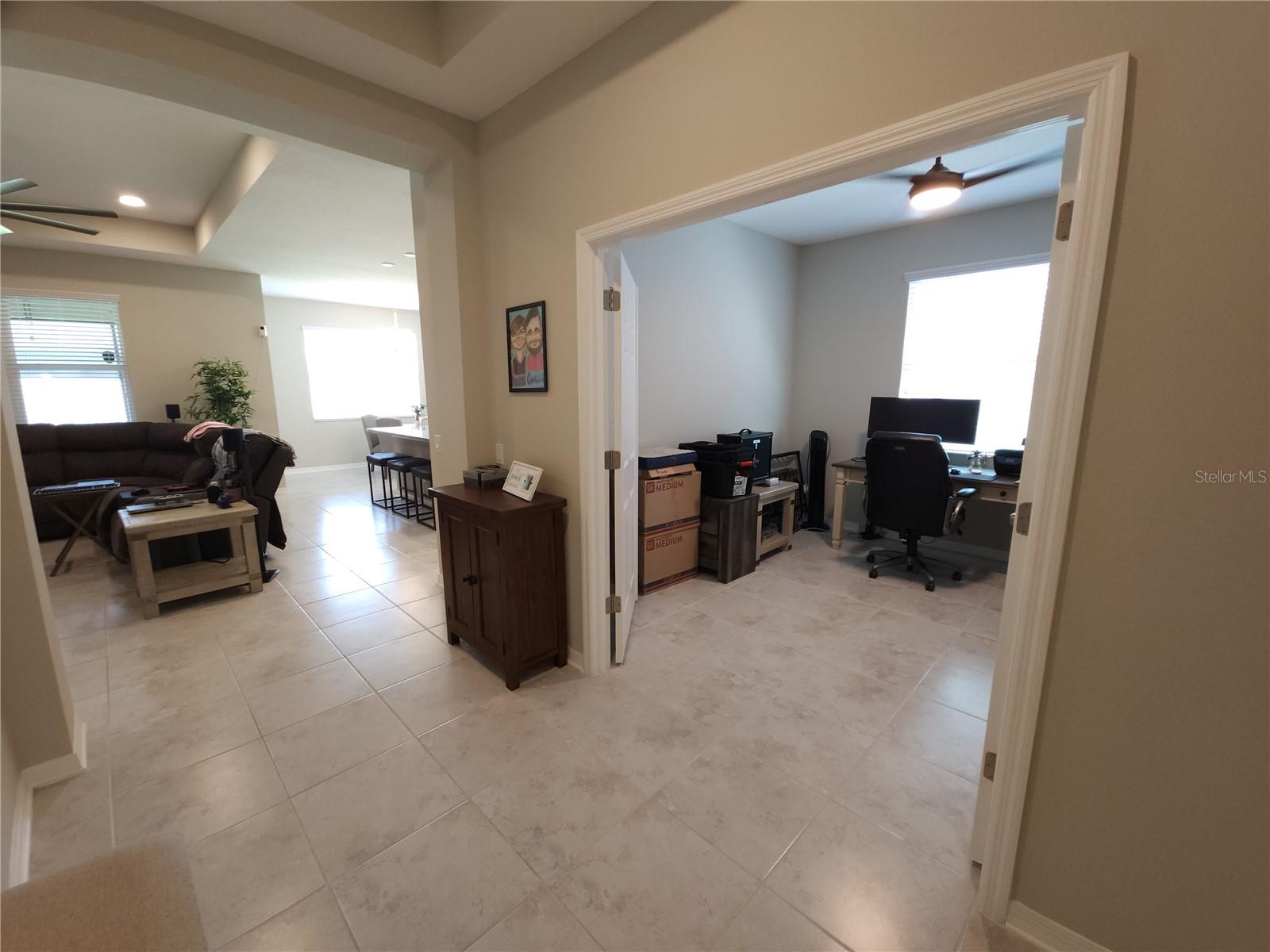 9342 Crescent Ray Dr Property Photo 17