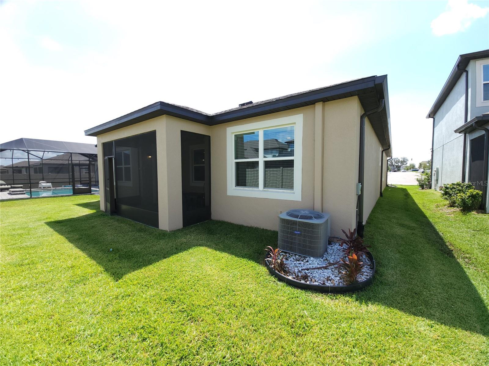 9342 Crescent Ray Dr Property Photo 53