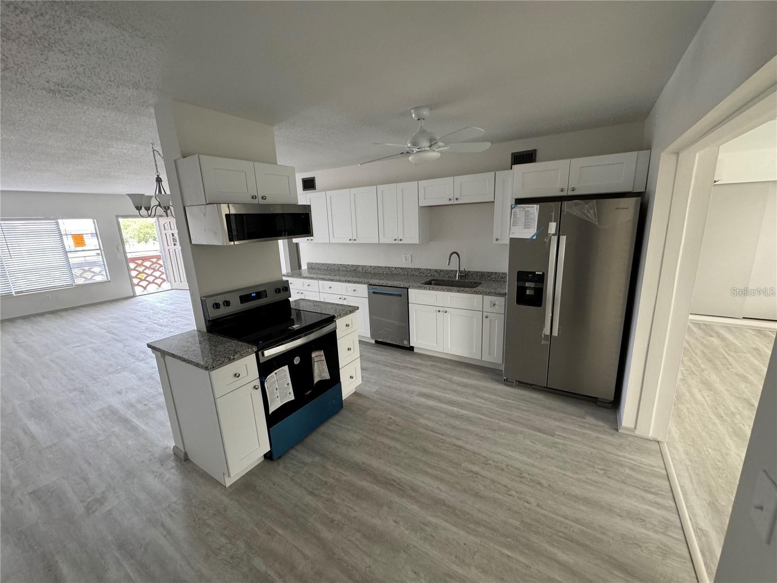 2072 AUSTRALIA WAY W #48 Property Photo 1