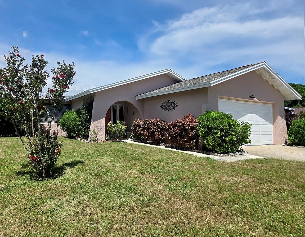 4535 Great Lakes Dr S Property Photo 1