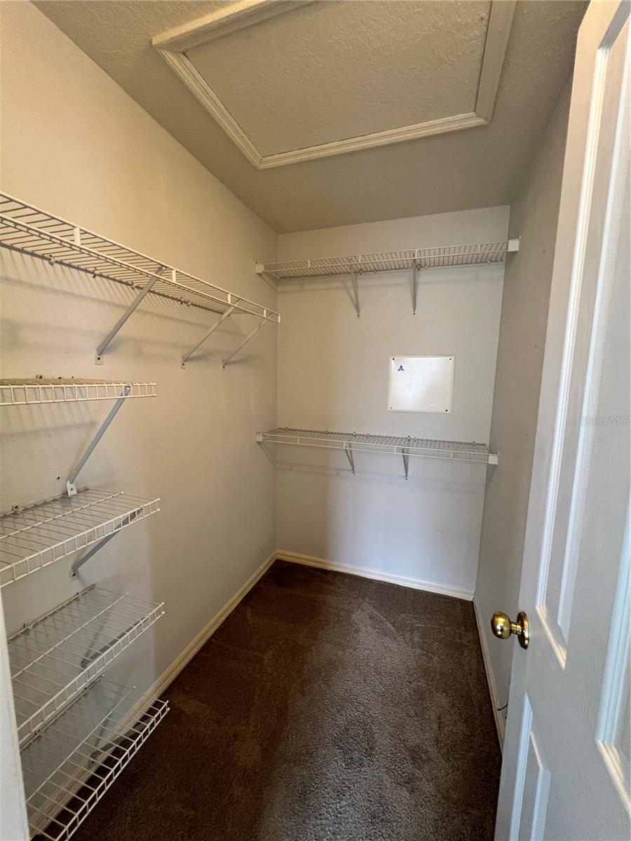 10008 Tate Ln Property Photo 12