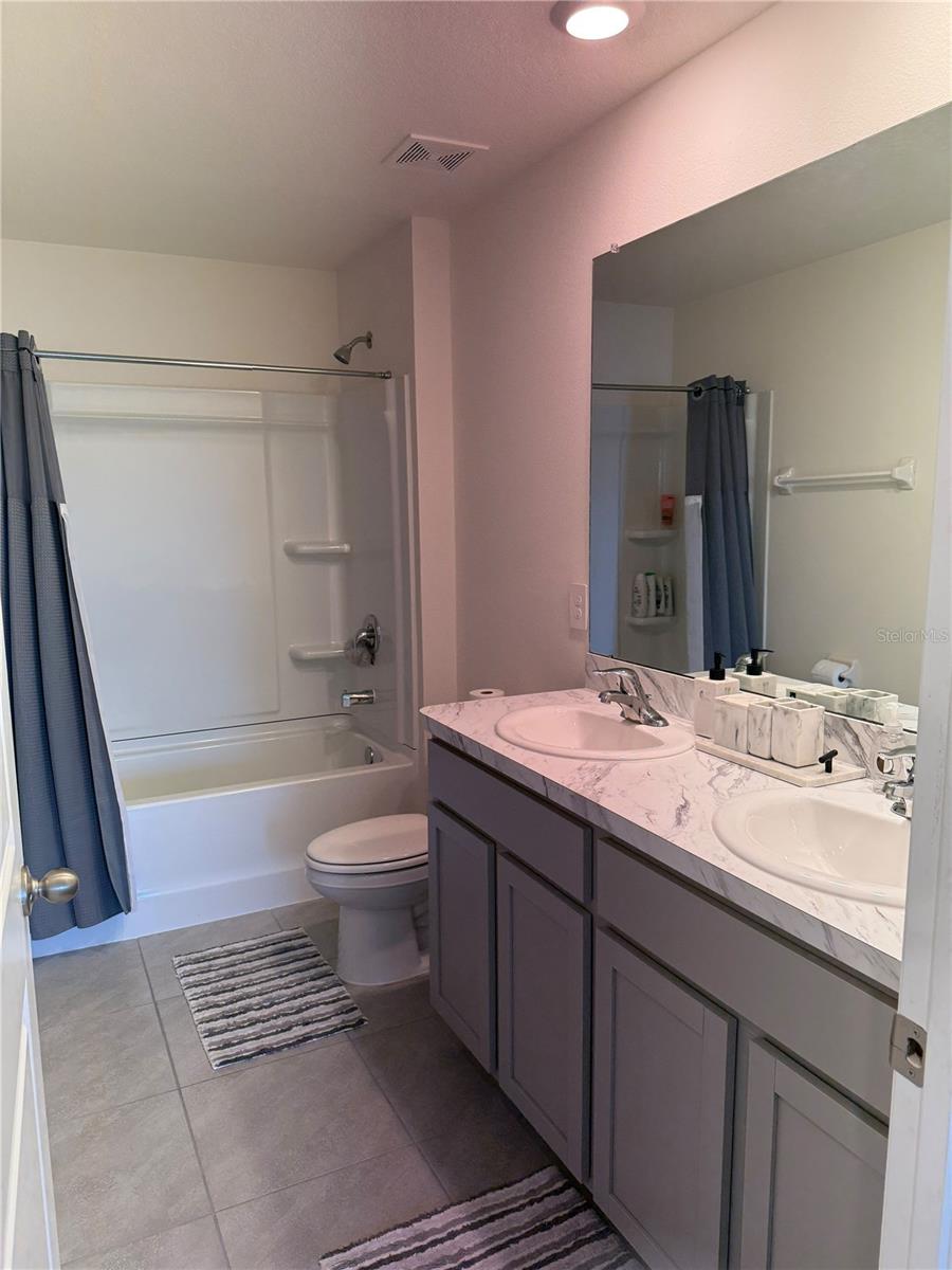 2907 Rock Sound St Property Photo 11