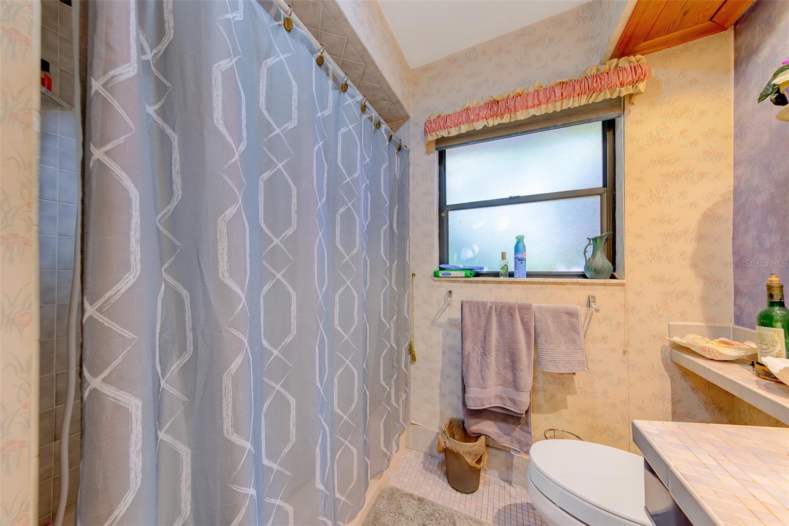 1105 Woodcrest Ave Property Photo 21