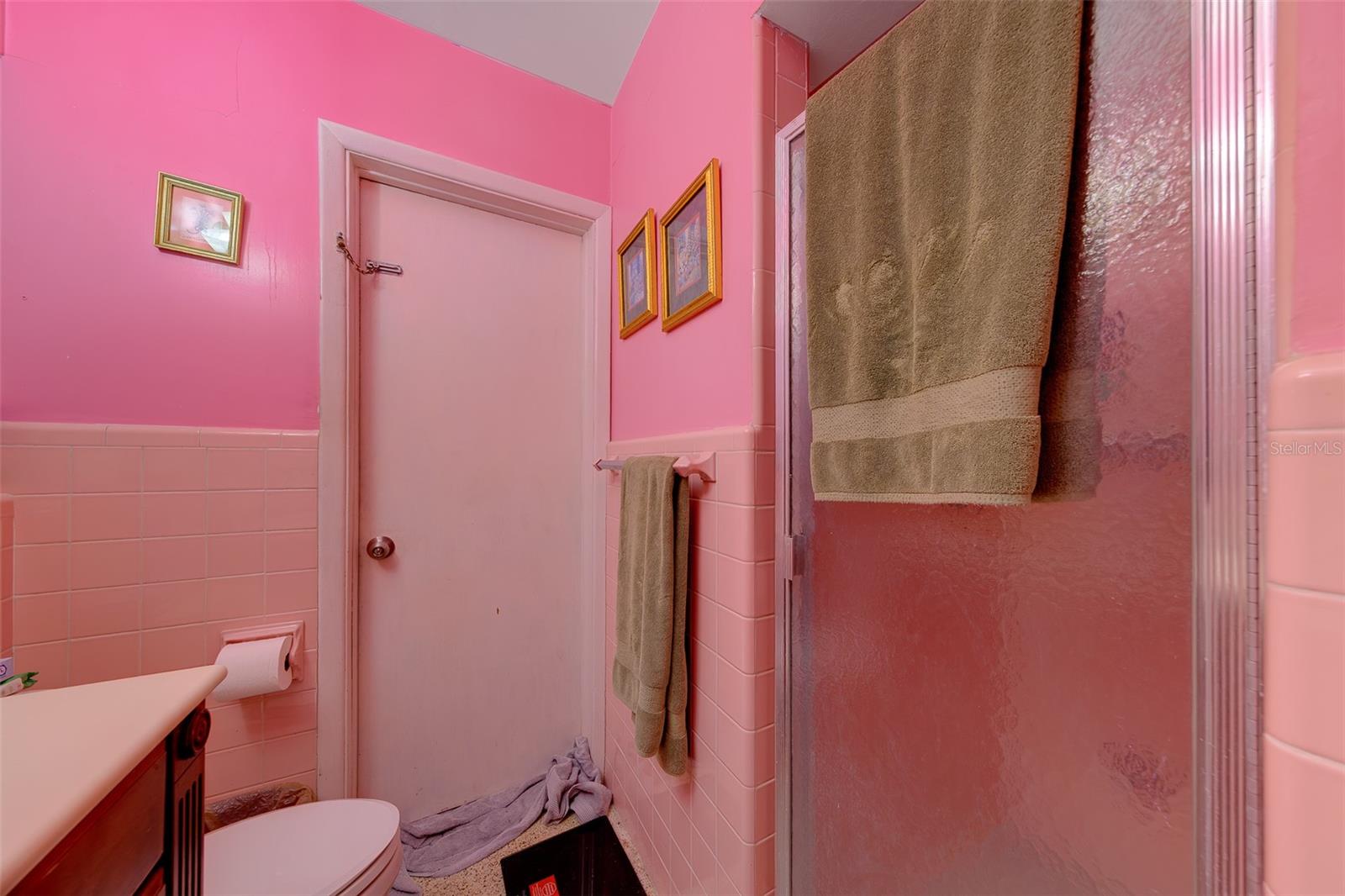 1105 Woodcrest Ave Property Photo 27
