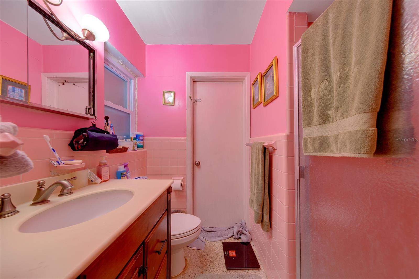 1105 Woodcrest Ave Property Photo 28