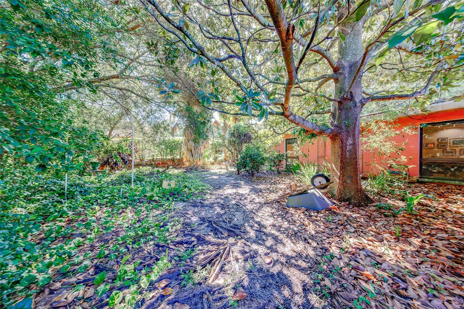 1105 Woodcrest Ave Property Photo 38