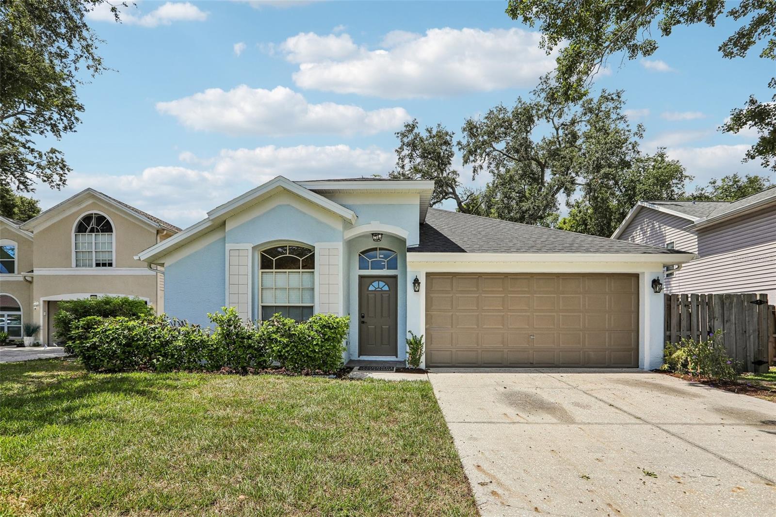 2455 Hickman Cir Property Photo 1