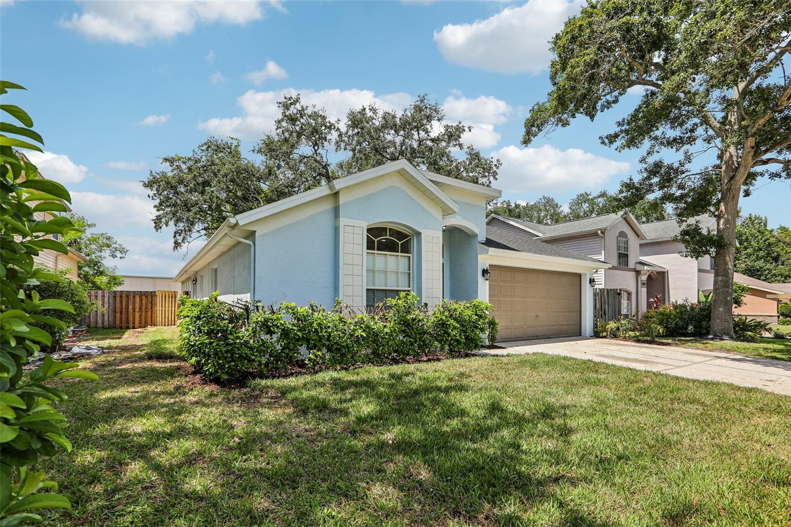 2455 Hickman Cir Property Photo 2