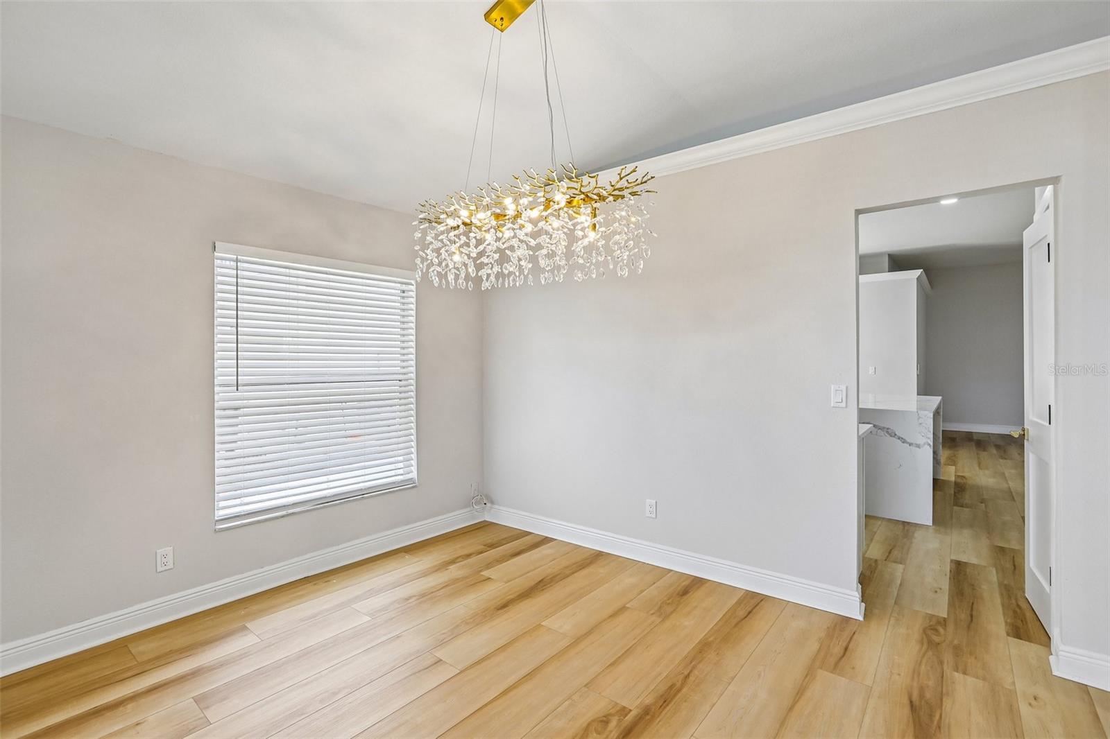 2455 Hickman Cir Property Photo 17
