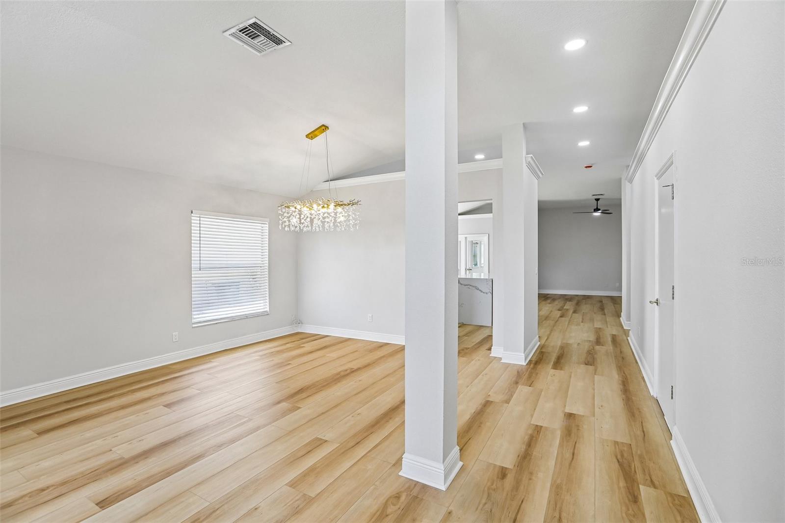 2455 Hickman Cir Property Photo 18