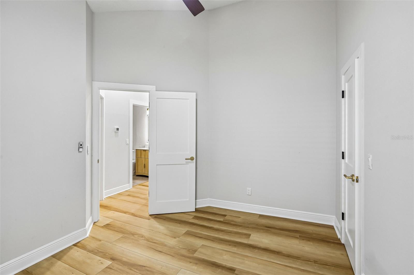 2455 Hickman Cir Property Photo 31