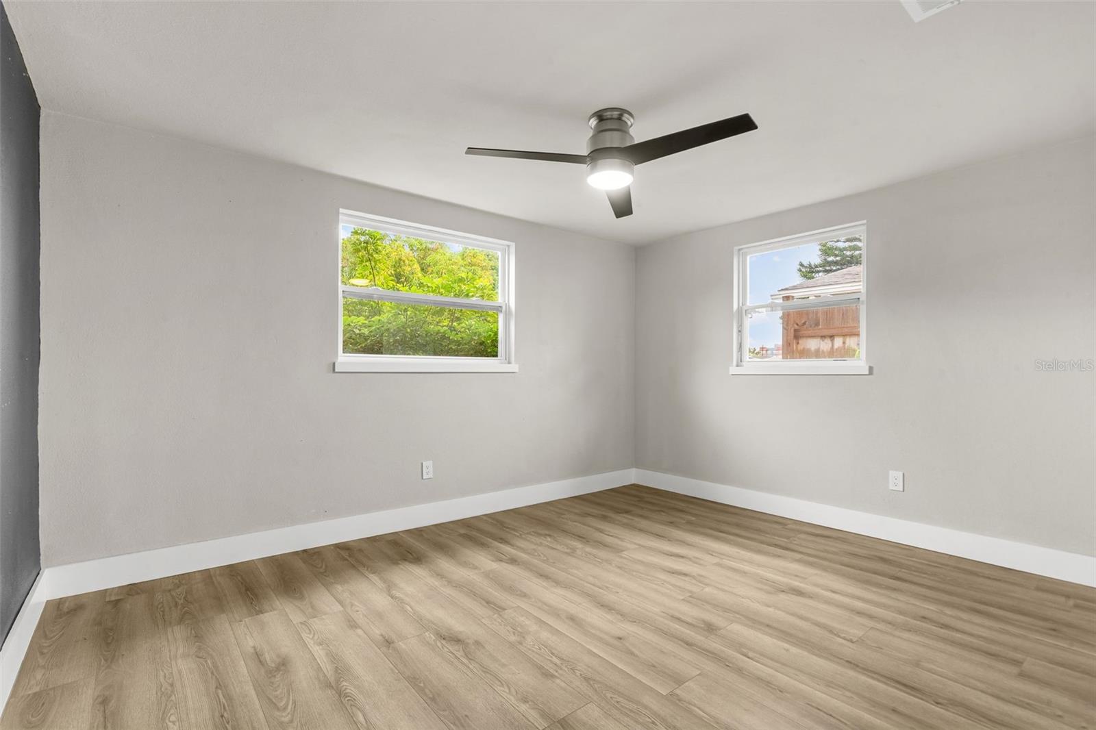 4036 Sunray Dr Property Photo 13