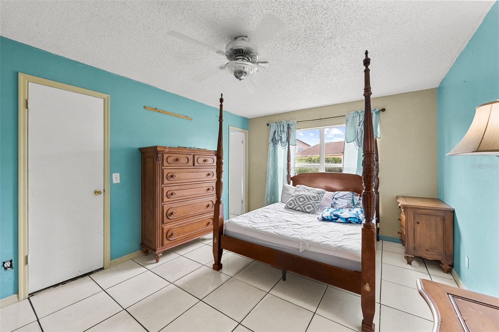 8106 Riverboat Dr Property Photo 6