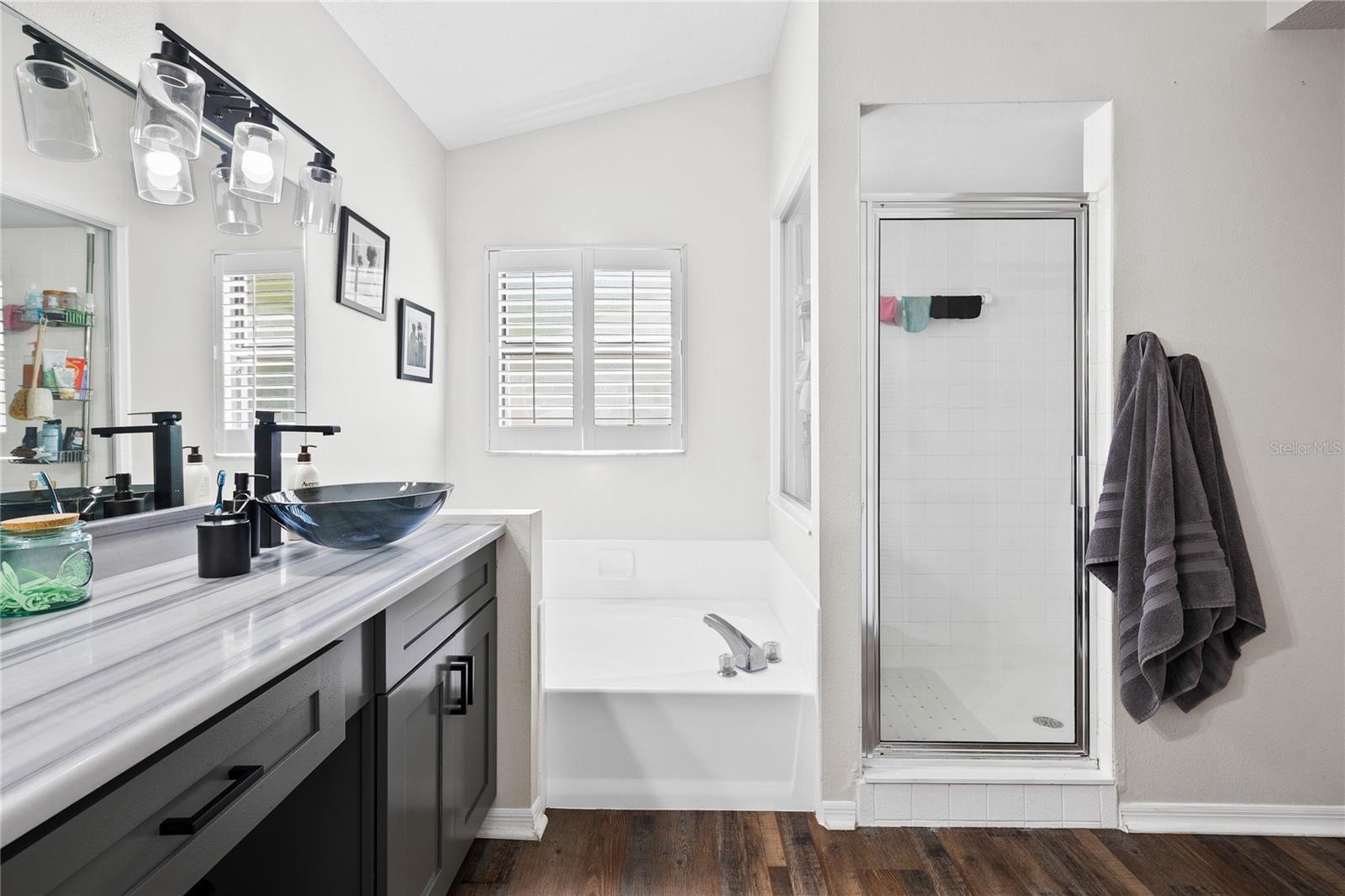 10511 Deepbrook Dr Property Photo 27