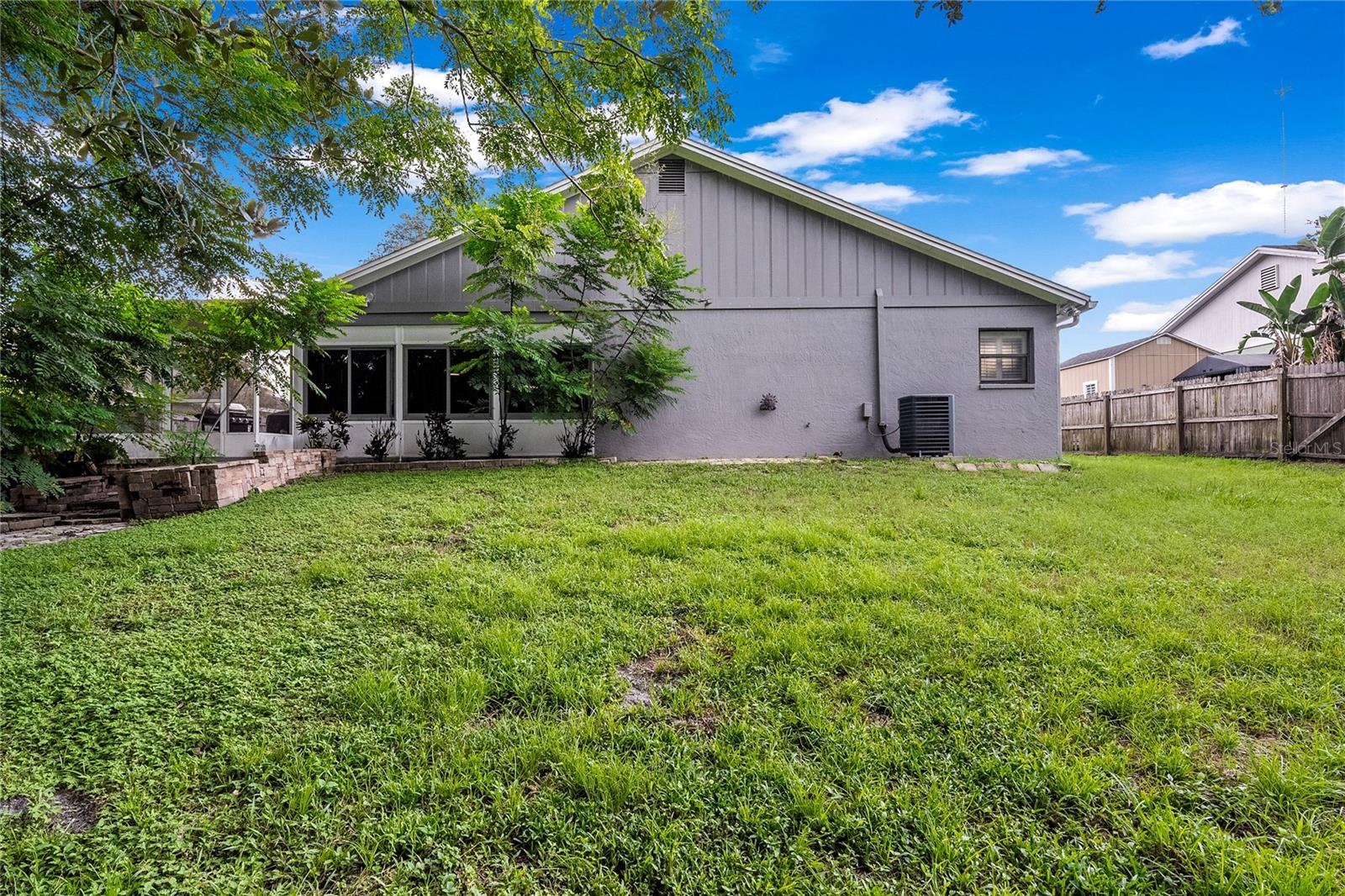 10511 Deepbrook Dr Property Photo 36